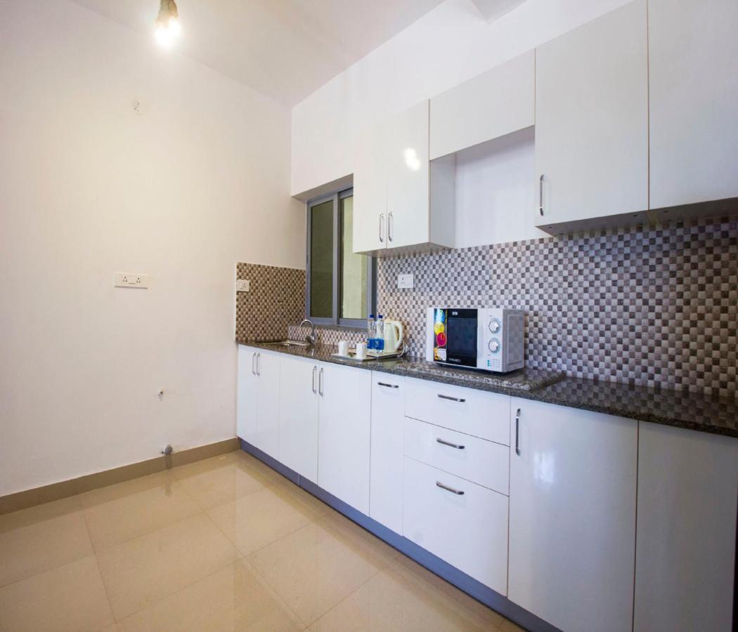 Span Suites & Villa Morjim Exterior foto